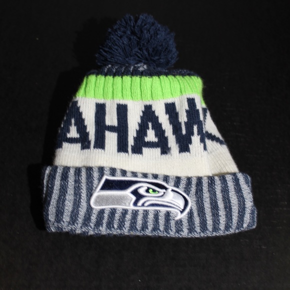 Seattle Seahawks New Era Beanie - Picture 8 of 8